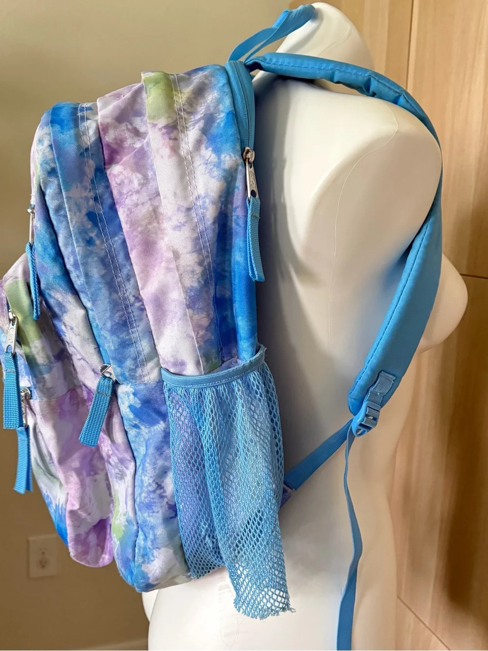 Jansport big student